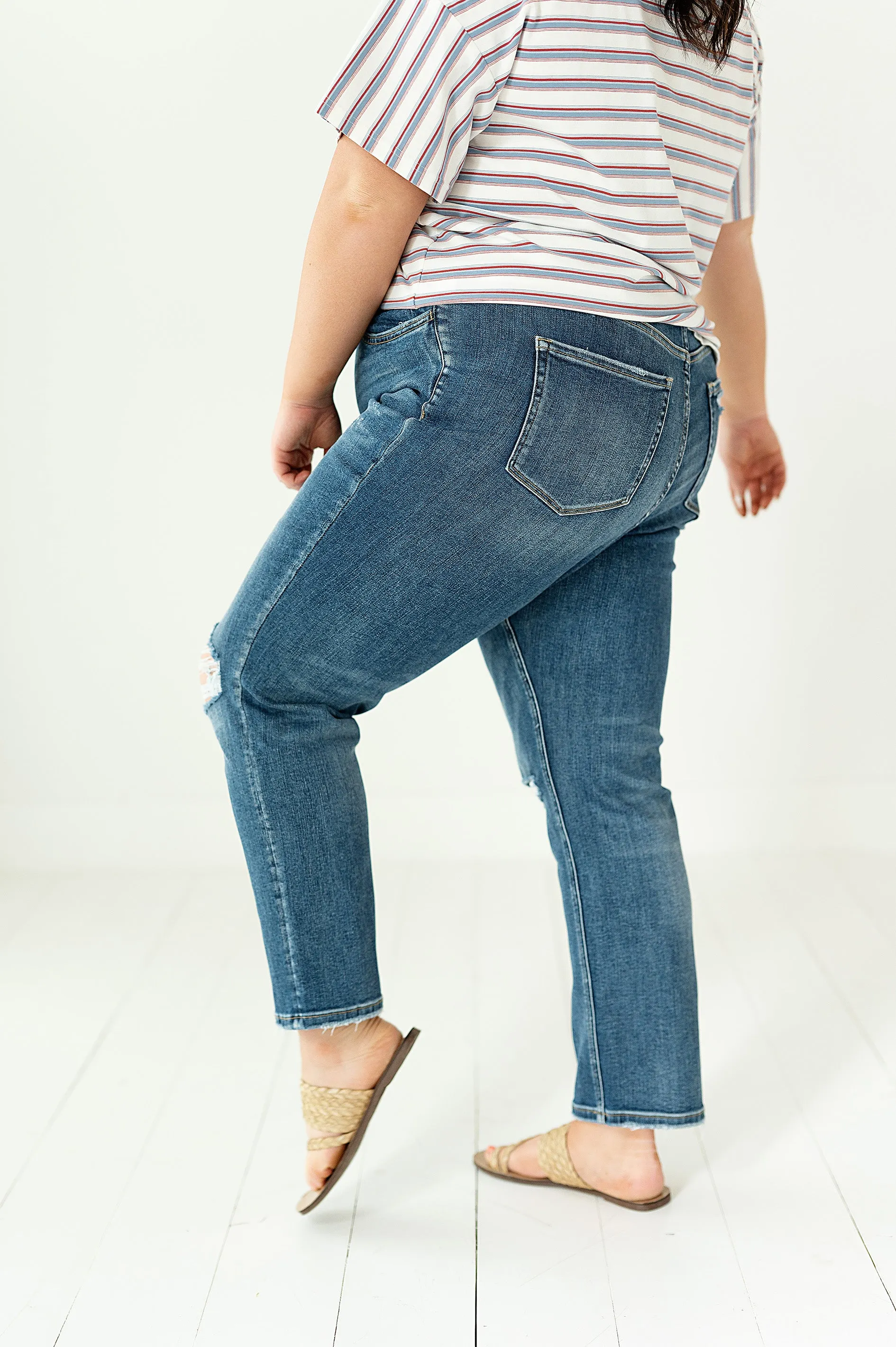 Avalon Vintage High Rise Straight Jeans