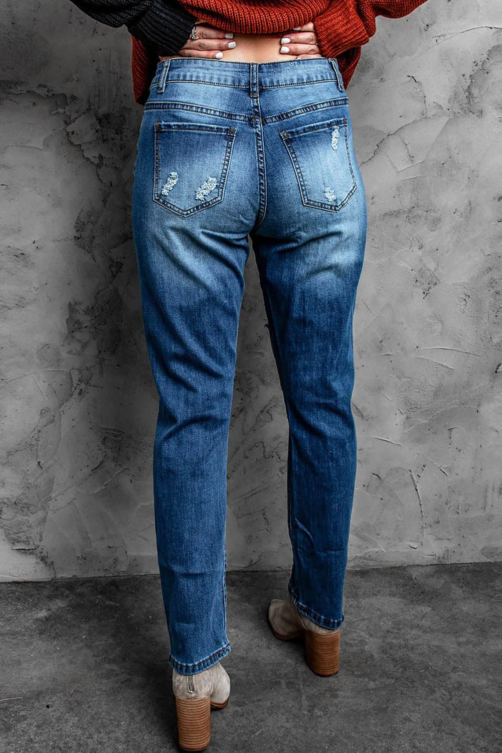 Distressed Straight Leg Jeans