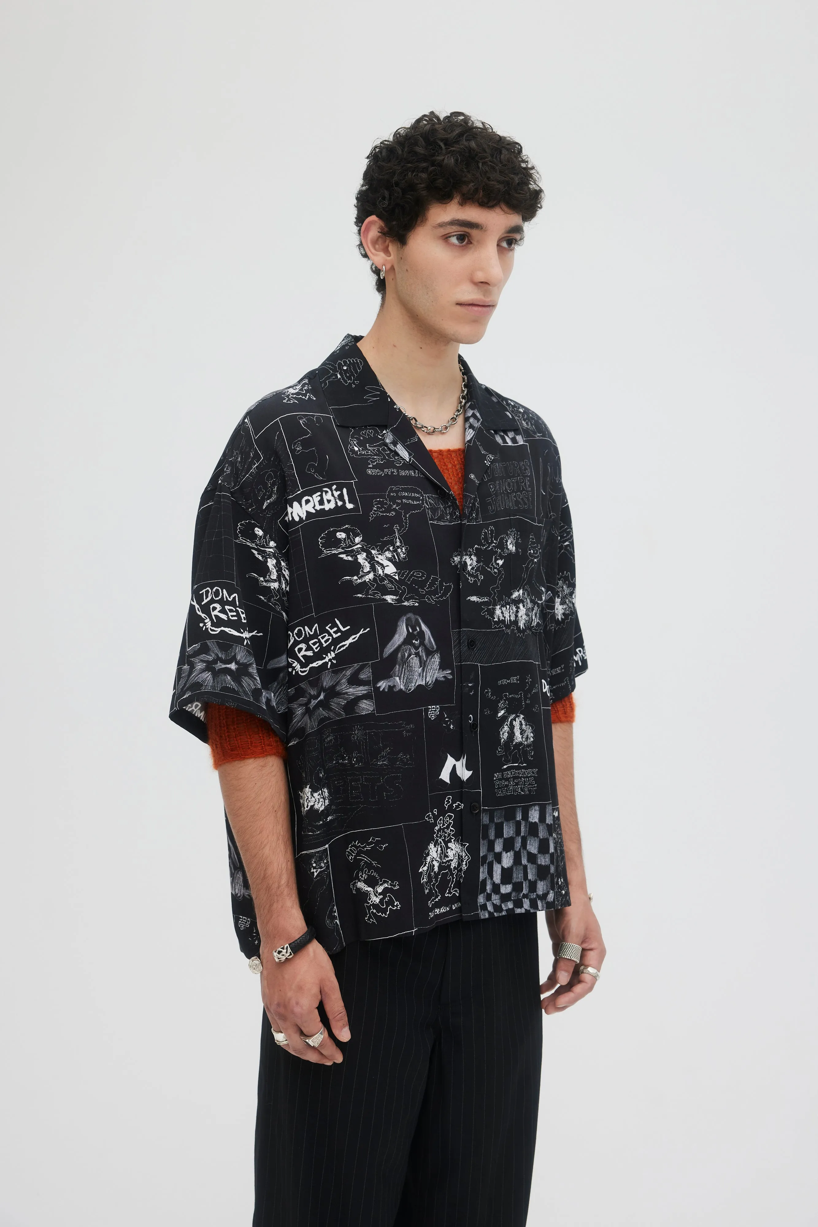 DOMREBEL Stories Camp Shirt - Black