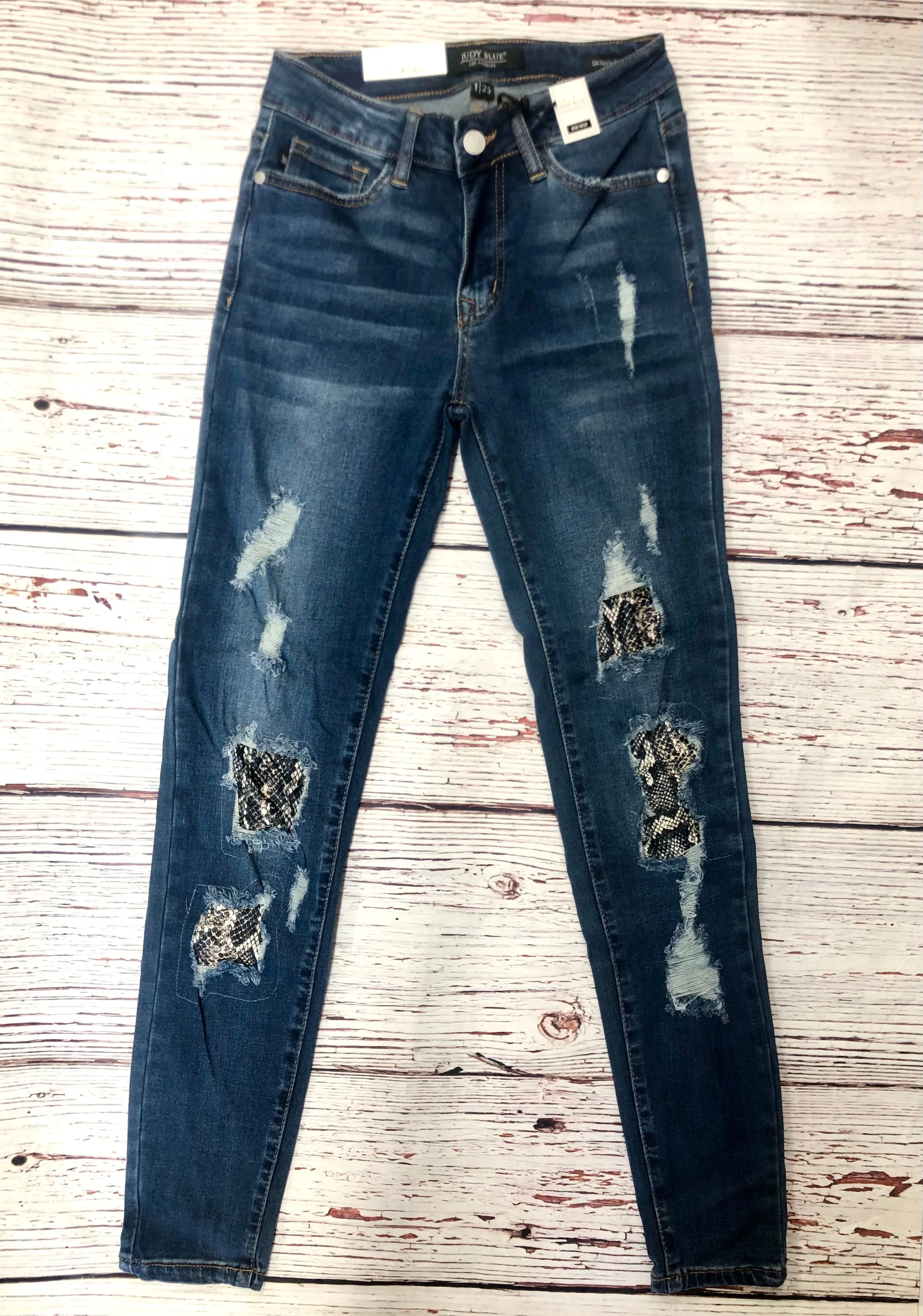 #H98 Slithering Snakes Distressed Patch Judy Blue Jeans