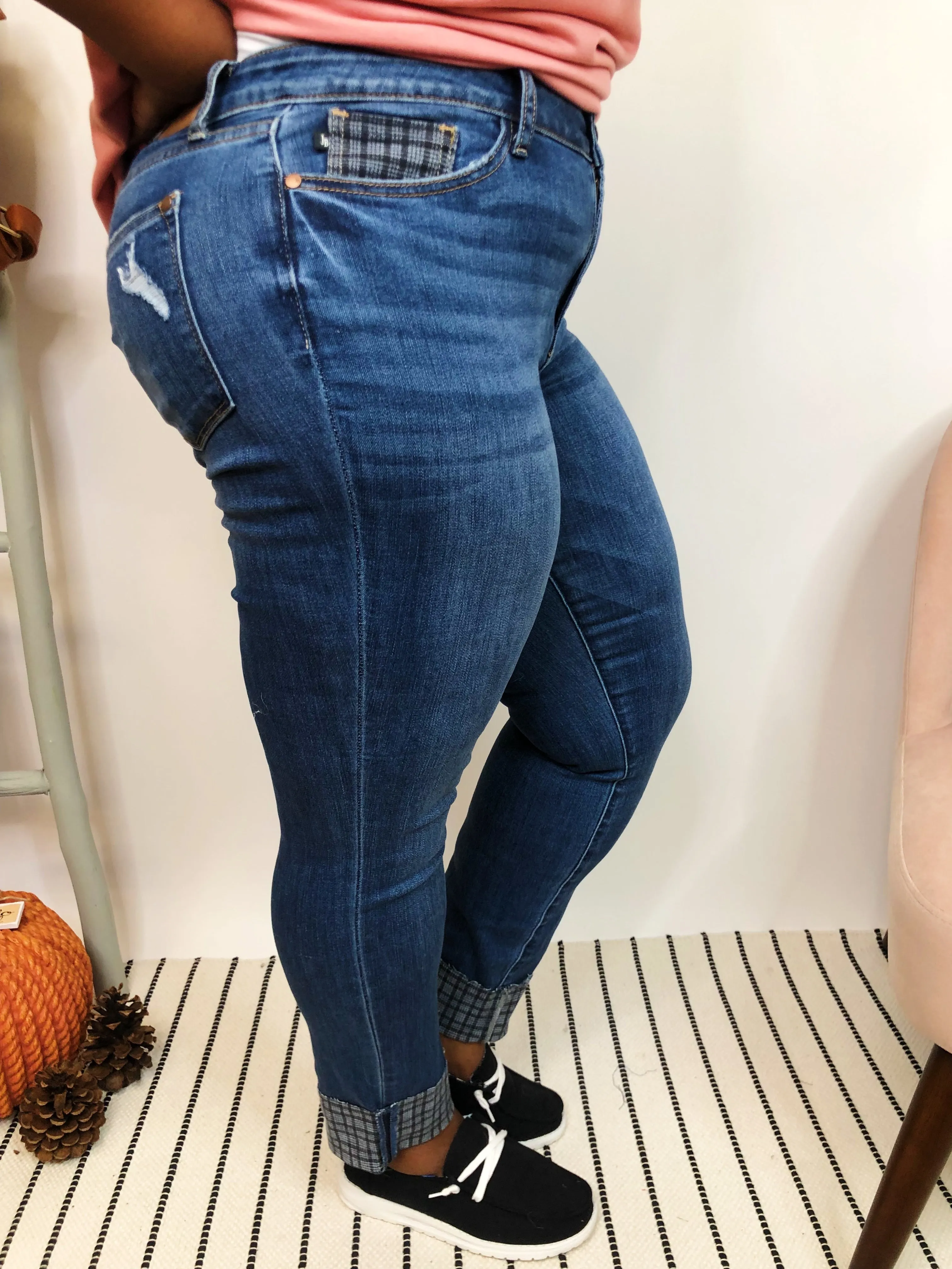 #K900 Cuffed In Plaid Judy Blue Girlfriend Jeans