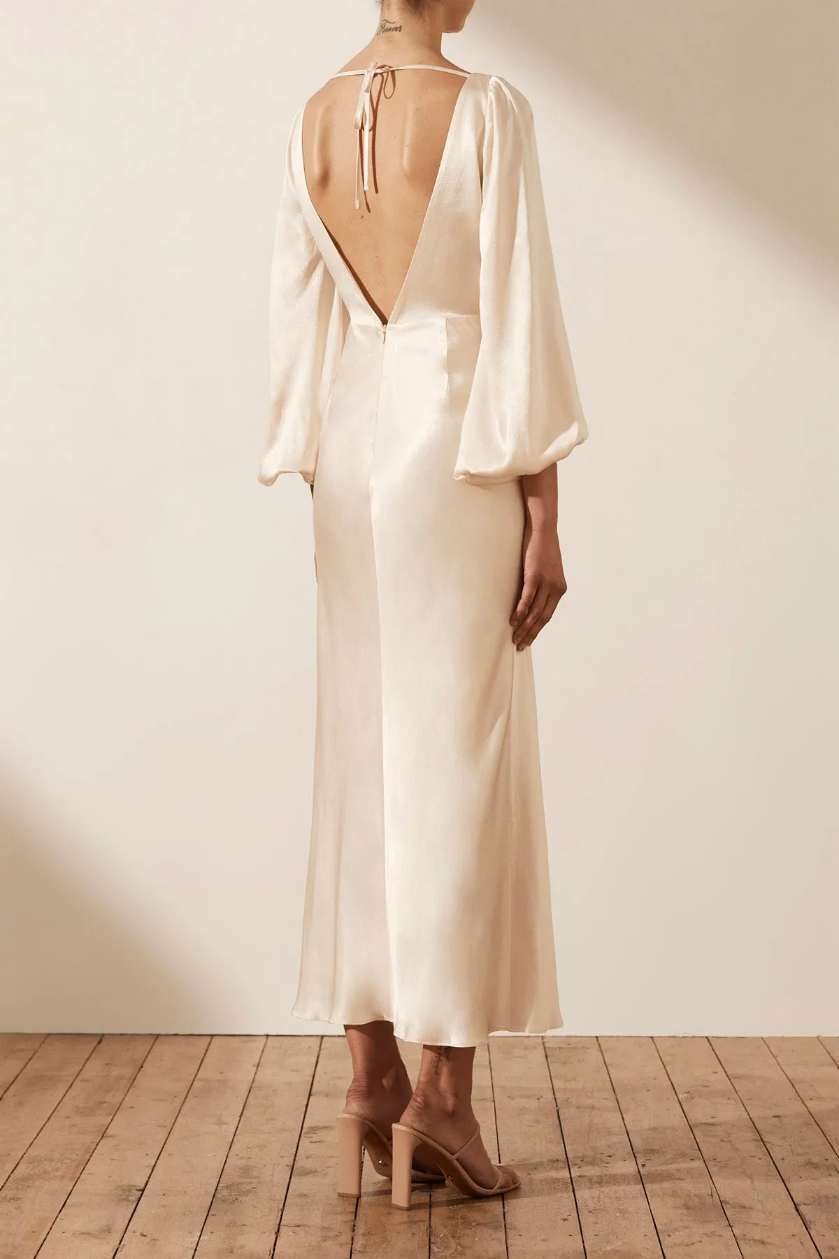 LA LUNE BALLOON SLEEVE BACKLESS MIDI DRESS - CREAM