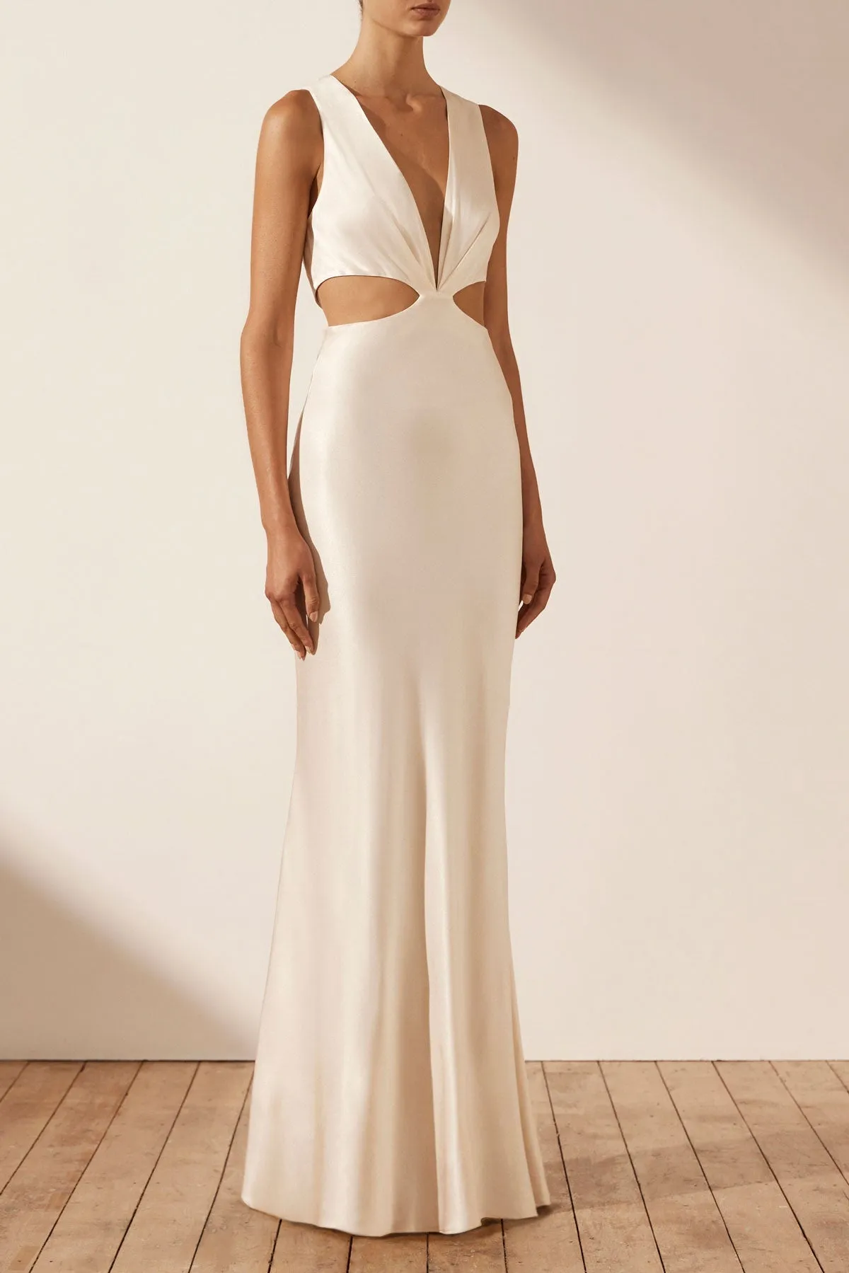 LA LUNE PLUNGED CUT OUT MAXI DRESS - CREAM