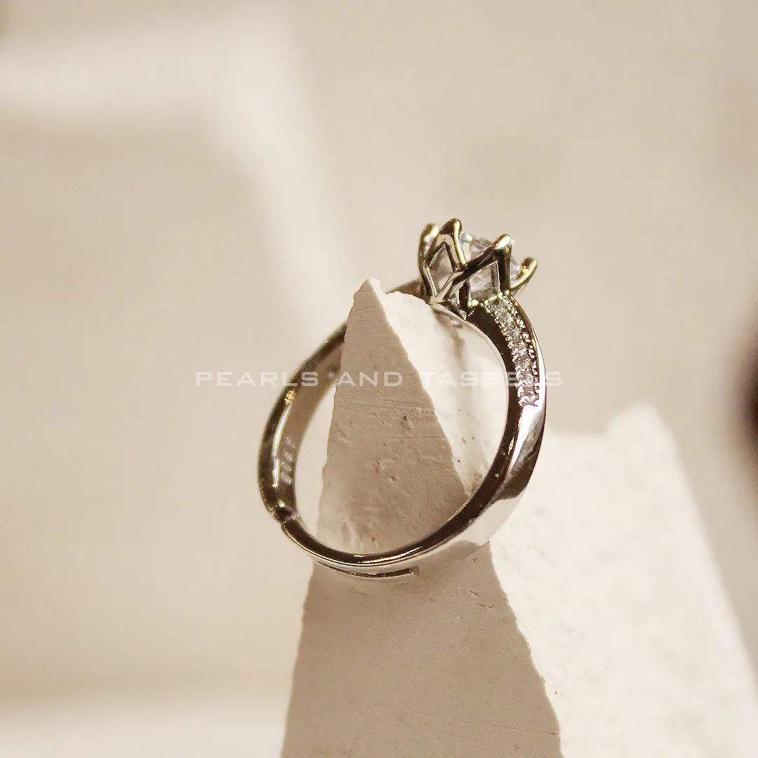 Matilda Ring (adjustable size)