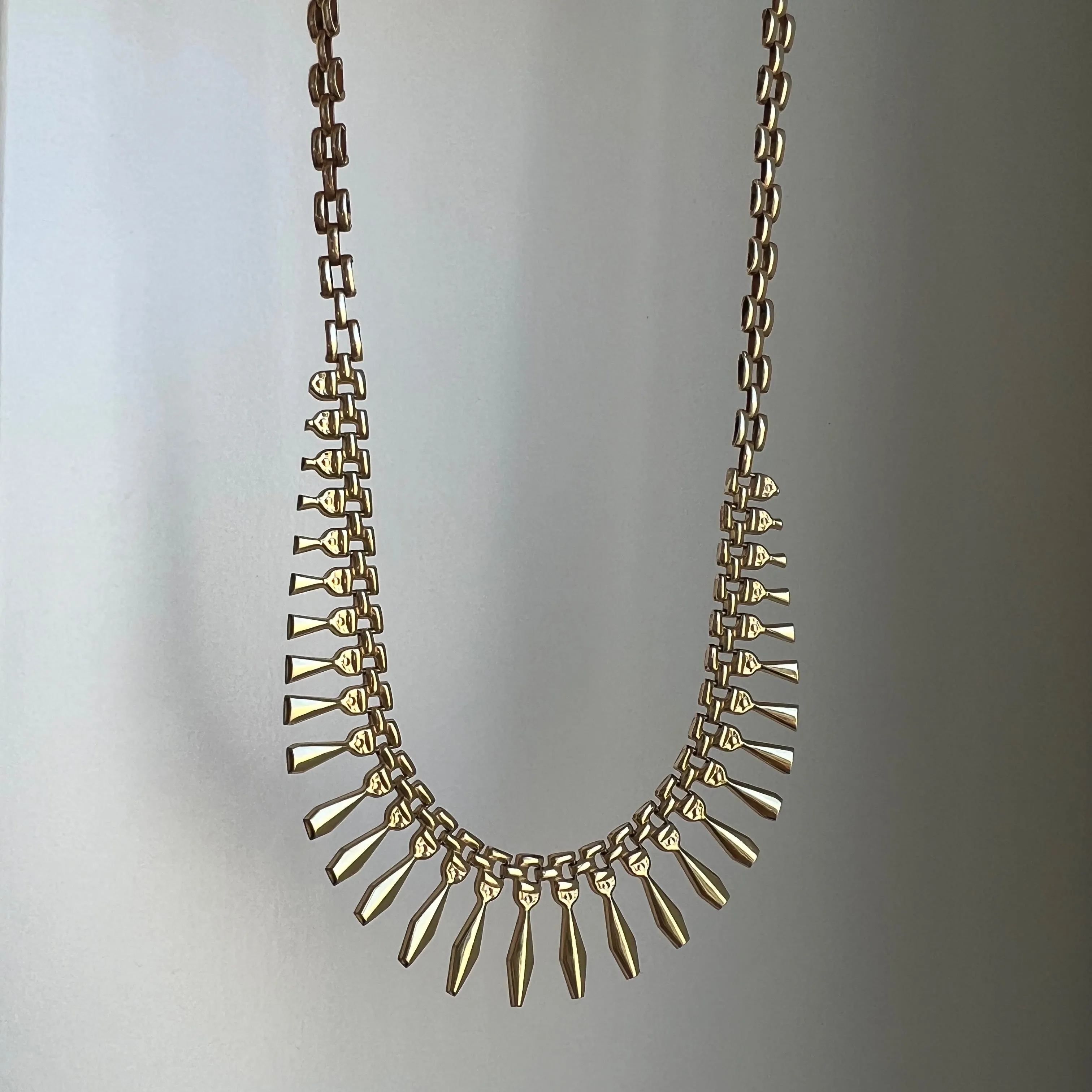 V I N T A G E // Cleopatra's fringe / 10k yellow gold bib necklace / 17.5